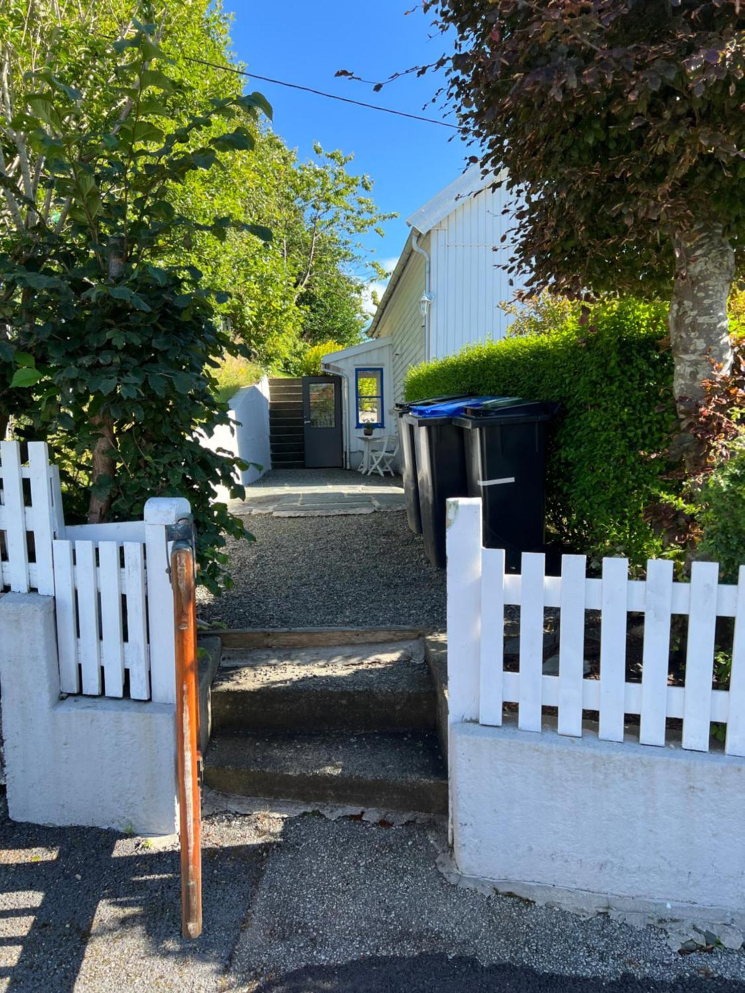 Lite Hus Med Egen Inngang - Sentral Beliggenhet Haugesund Exterior photo